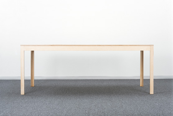 Table/designed by NISHIKAWA Katsuhito 
